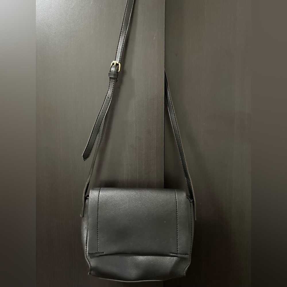 Simple Black Purse
